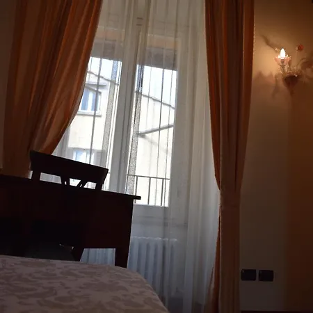 Mazzini 16 Apartamento Perugia
